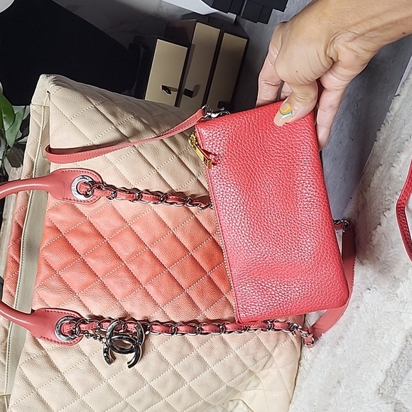 Additional photos CHANEL Leather Ombre GST Tote - Picture 4 of 16